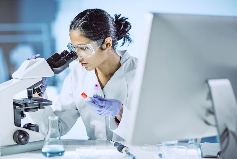 Life Science Microscopes